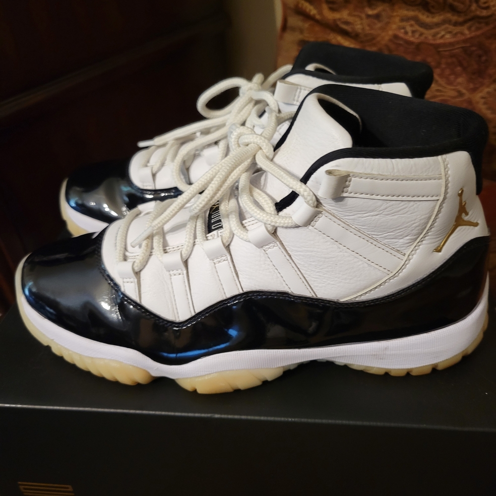 Jordan Retro 11 Gratitude Sneakers - Black, White, and Gold